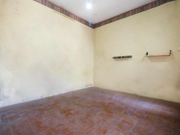 CASA EN VENTA CON PATIO TERRAZA COCHERA SAN JUSTO