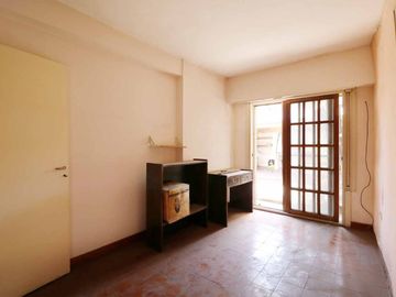 CASA EN VENTA CON PATIO TERRAZA COCHERA SAN JUSTO