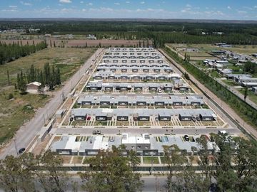 Venta Casa a estrenar APTA CREDITO CIPOLLETTI
