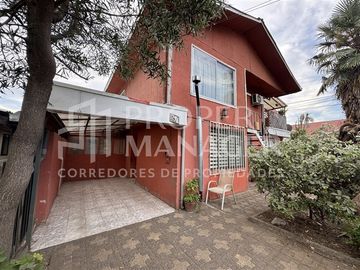 Casa en Venta en Casa Esquina Avenida Francia 216m2 Terreno