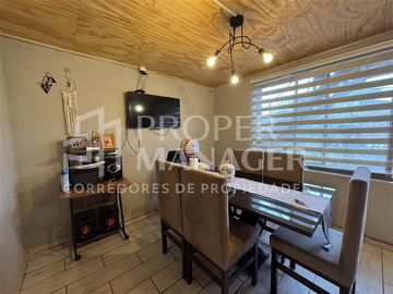 Casa en Venta en Casa Esquina Avenida Francia 216m2 Terreno
