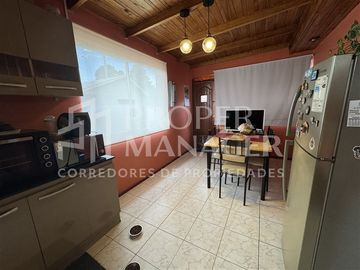 Casa en Venta en Casa Esquina Avenida Francia 216m2 Terreno