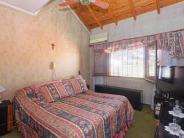 VENTA CASA 5 AMB. PILETA COCHERA JARDÍN SAN ISIDRO