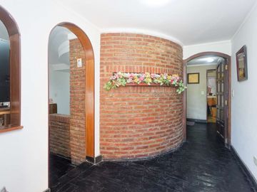 VENTA CASA 5 AMB. PILETA COCHERA JARDÍN SAN ISIDRO