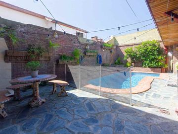 VENTA CASA 5 AMB. PILETA COCHERA JARDÍN SAN ISIDRO