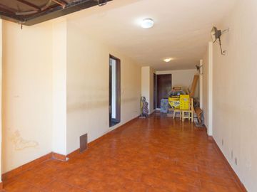 VENTA CASA 5 AMB. PILETA COCHERA JARDÍN SAN ISIDRO