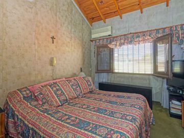 VENTA CASA 5 AMB. PILETA COCHERA JARDÍN SAN ISIDRO