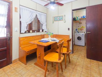 VENTA CASA 5 AMB. PILETA COCHERA JARDÍN SAN ISIDRO