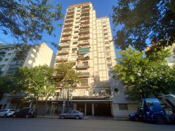 VENTA SEMIPISO 142m² 4AMB+ESCR.+DEP.+COCH.BARRACAS