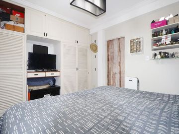 VENTA CASA  TERRAZA PILETA GARAJE LOTE PROPIO CABA