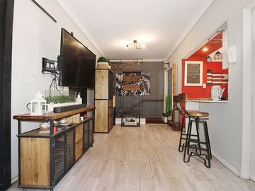 VENTA CASA  TERRAZA PILETA GARAJE LOTE PROPIO CABA
