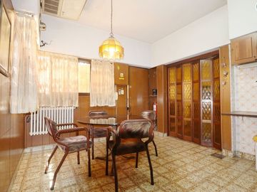 VENTA CASA  TERRAZA PILETA GARAJE LOTE PROPIO CABA