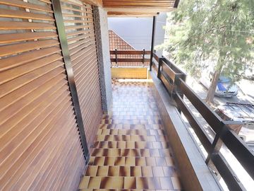 VENTA CASA  TERRAZA PILETA GARAJE LOTE PROPIO CABA