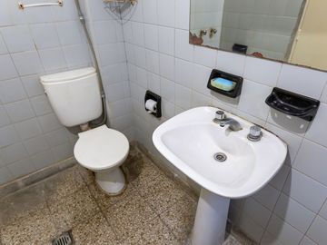 Venta Casa 4amb + Depto 3amb + Local /Loma Hermosa
