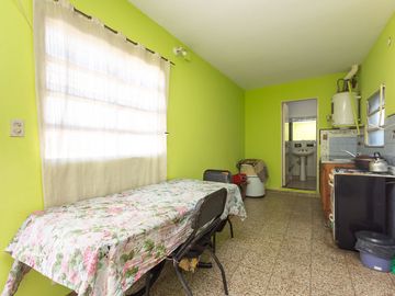 Venta Casa 4amb + Depto 3amb + Local /Loma Hermosa