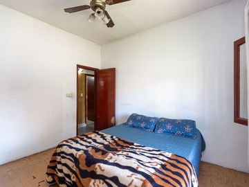Venta Casa 4amb + Depto 3amb + Local /Loma Hermosa