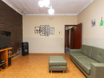 Venta Casa 4amb + Depto 3amb + Local /Loma Hermosa