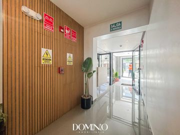 Duplex de estreno de 2 habitaciones con terraza en Surco