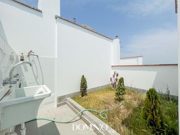 Duplex de estreno de 2 habitaciones con terraza en Surco
