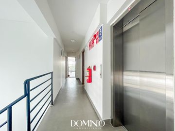 Duplex de estreno de 2 habitaciones con terraza en Surco