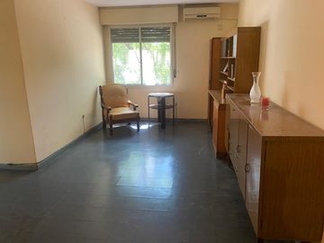 Departamento en  1 DE MAYO   30 PISO 1