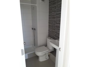 Oportunidad / Inversionistas / Parque De Los Reyes / 2d+2b