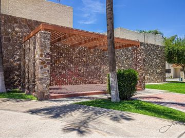 Casa en Venta Puente del Sol MEJOR que PUERTA DE PIEDRA