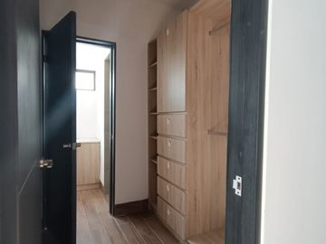 CASA EN VENTA EN CUMBRES ELITE PREMIER