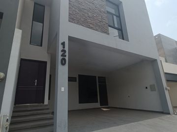 CASA EN VENTA EN CUMBRES ELITE PREMIER