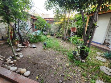 Cómoda y funcional casa, en excelente estado de conservación