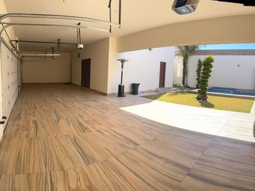 RESIDENCIA  EN  VENTA EN  HACIENDA DEL ROSARIO, TORREON COAH.