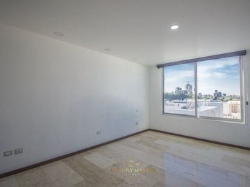 Residencia en Venta Puerta del Bosque