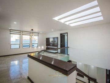 Residencia en Venta Puerta del Bosque