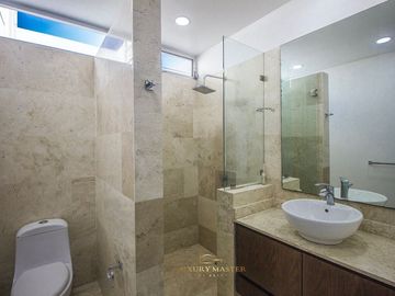 Residencia en Venta Puerta del Bosque