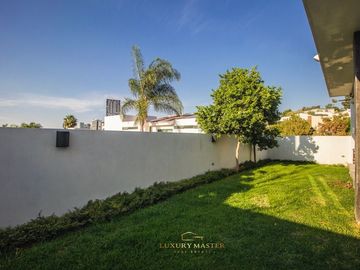Residencia en Venta Puerta del Bosque