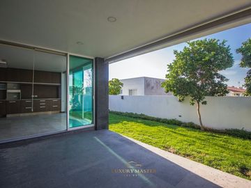Residencia en Venta Puerta del Bosque