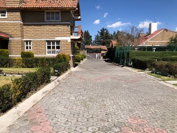 Venta de casa en privada en Zinacantepec