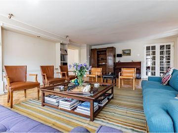Departamento elegante con excelente conectividad