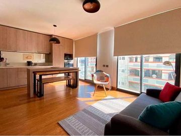 Tu Nuevo Hogar en Las Condes: Moderno y Amoblado