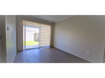 Venta de tres hermosas casas independientes, La Cruz, Quillota. OPORTUNIDAD ÚNICA - Precios de LIQUIDACIÓN.