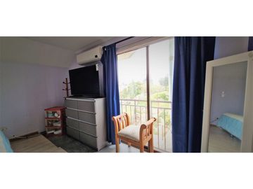 Venta de hermosa casa de cuatro dormitorios, en zona centro de Quillota.