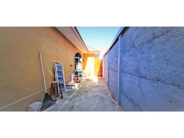 Venta de hermosa casa en condominio exclusivo, La Cruz, Quillota.