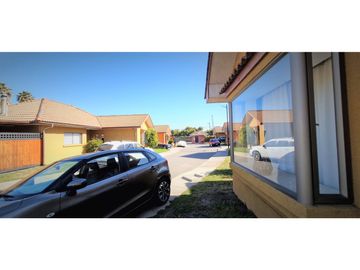Venta de hermosa casa en condominio exclusivo, La Cruz, Quillota.