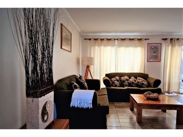 Venta de hermosa casa en condominio exclusivo, La Cruz, Quillota.