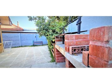 Venta de hermosa casa en condominio exclusivo, La Cruz, Quillota.