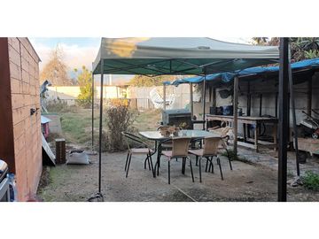 En venta casa de 4 dormitorios en Quillota.