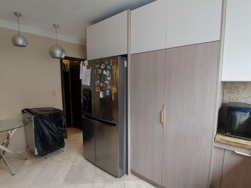 Villa de 5 dormitorios en primeros kilómetros de Samborondón