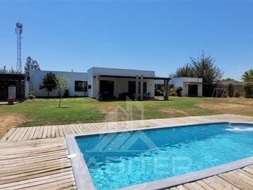 Casa en Venta en Condominio fundo la obra lote 36