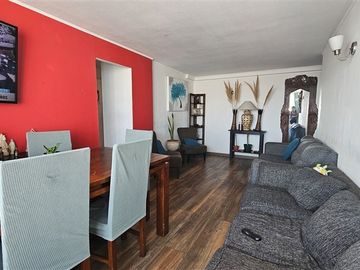 Departamento en Venta en Thomson / Arturo Pérez Canto