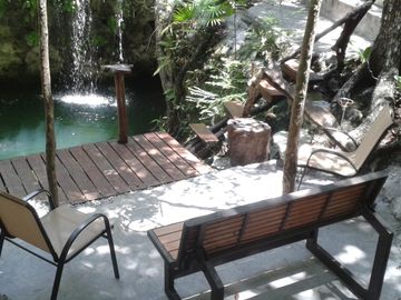Terreno con Villa y Cenote en Ruta de Los Cenotes, Puerto Morelos